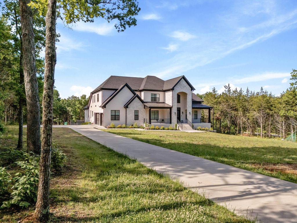 2085 Kidd Rd, Nolensville
