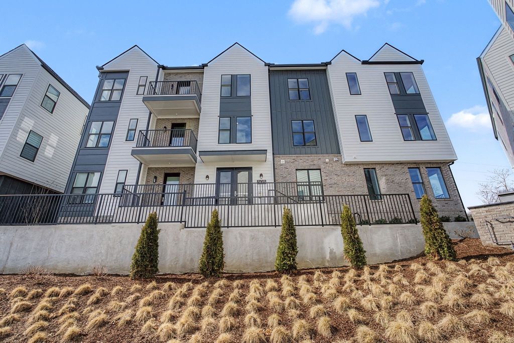 505 Community Ct 302, Nashville