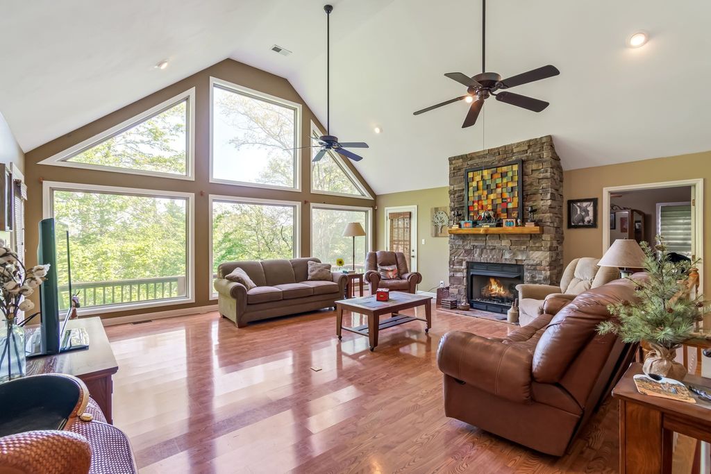 300 Gunter Smith Rd, Pulaski
