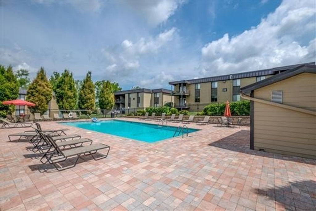 6680 Charlotte Pike A12, Nashville