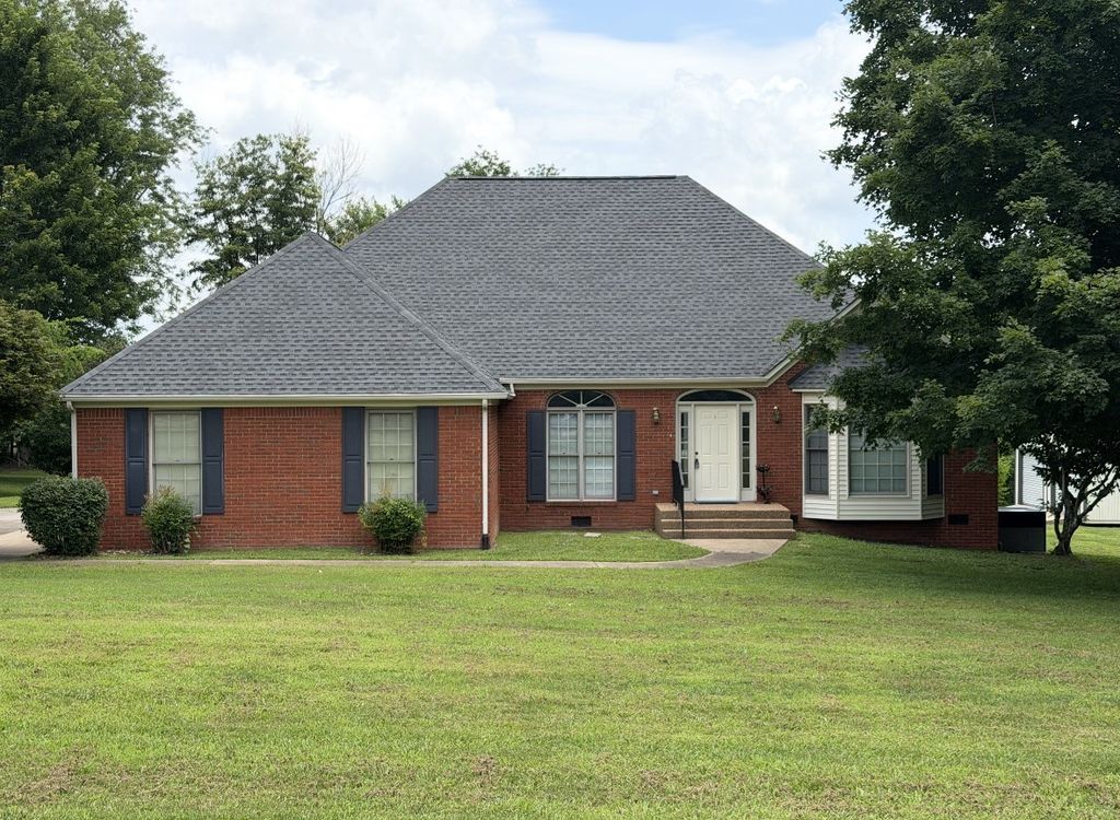 205 Ouida Ln, Columbia