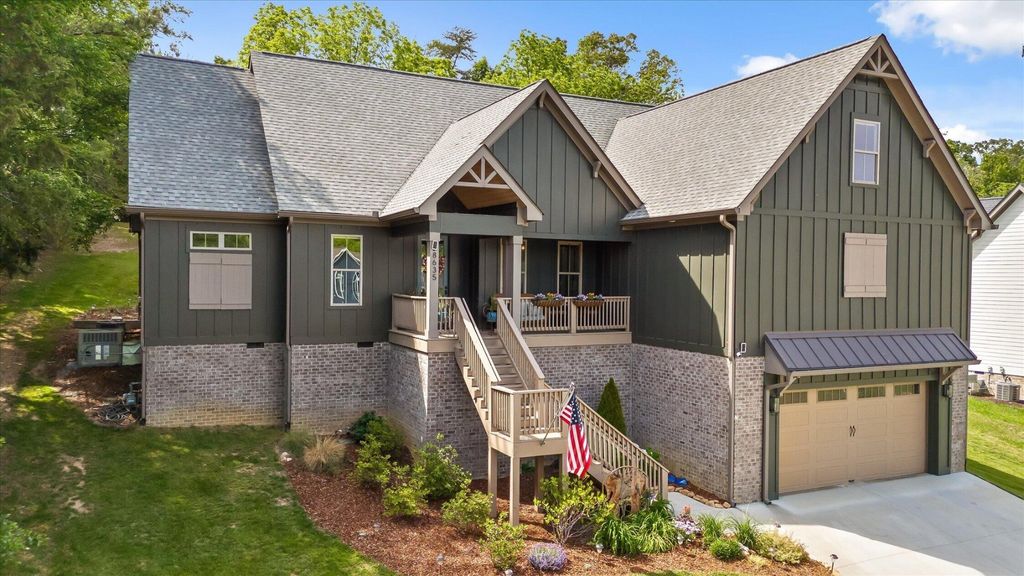 8635 Woodbury Acre Court, Harrison