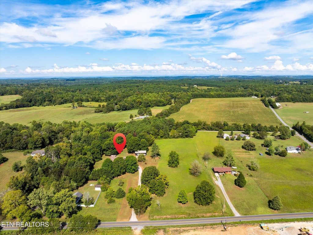 1756 County Road 700, Riceville