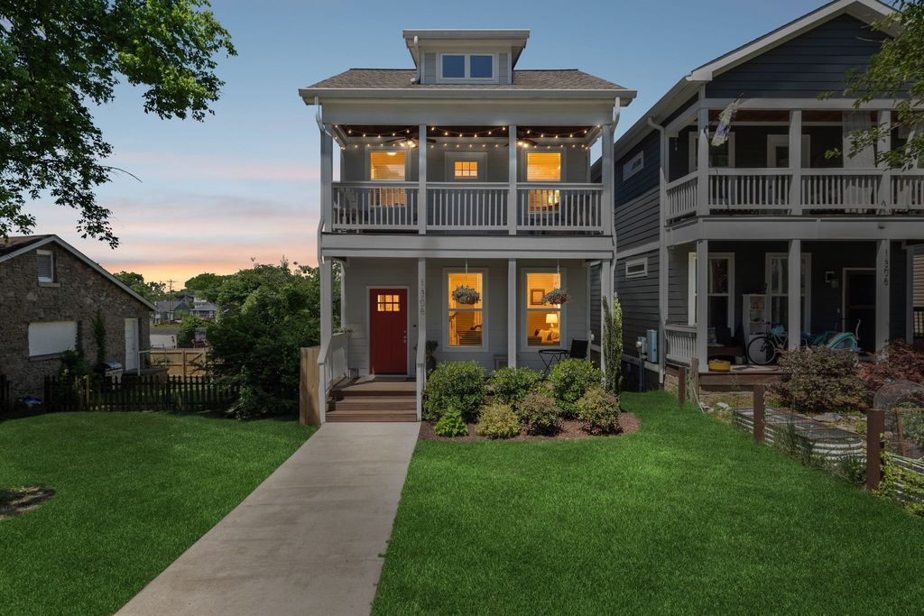 1306a Pennock Ave, Nashville