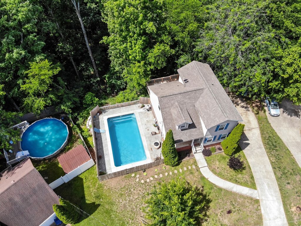907 Sugarcane Way, Clarksville