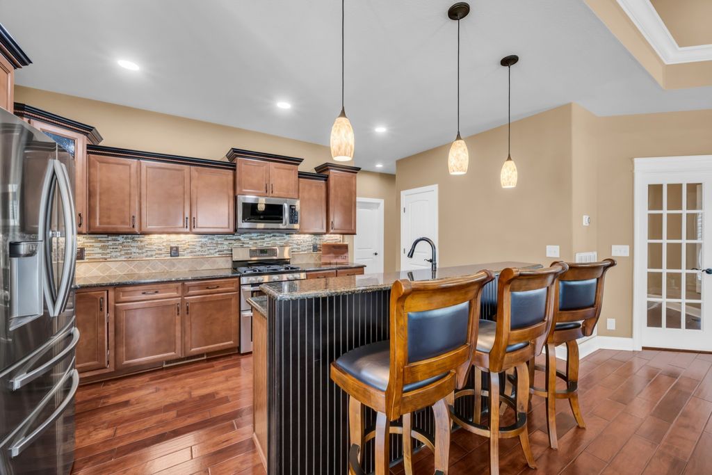 533 Summit View Cir, Clarksville