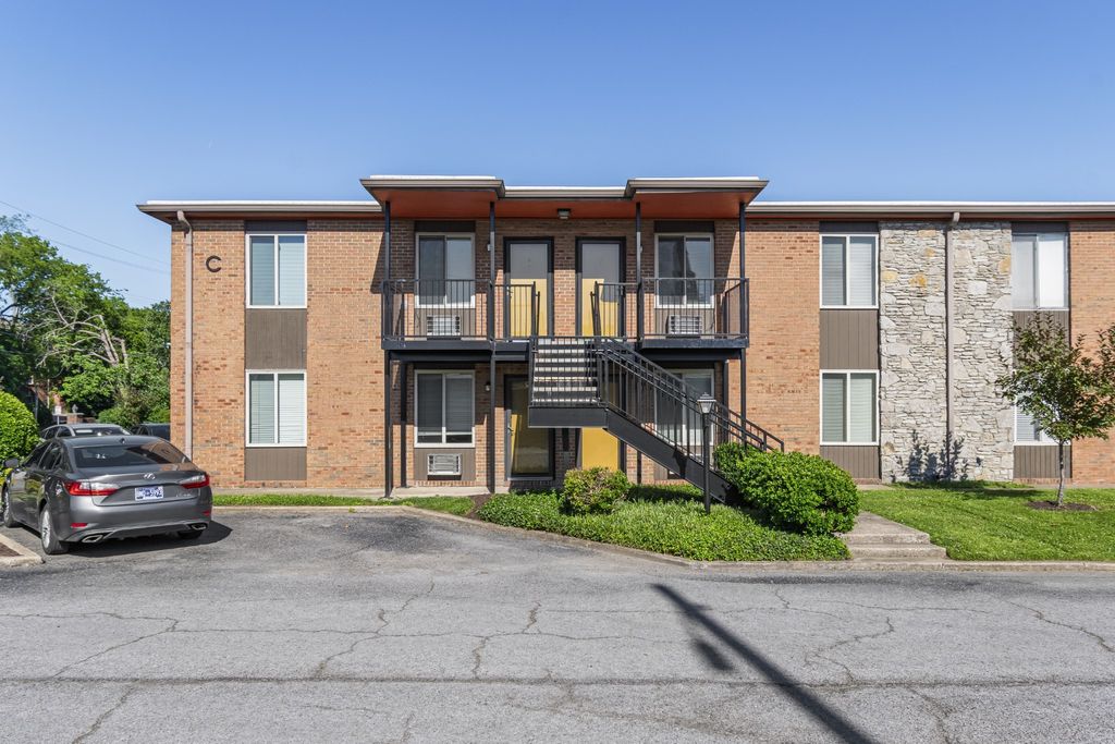 3600 Hillsboro Pike C9, Nashville