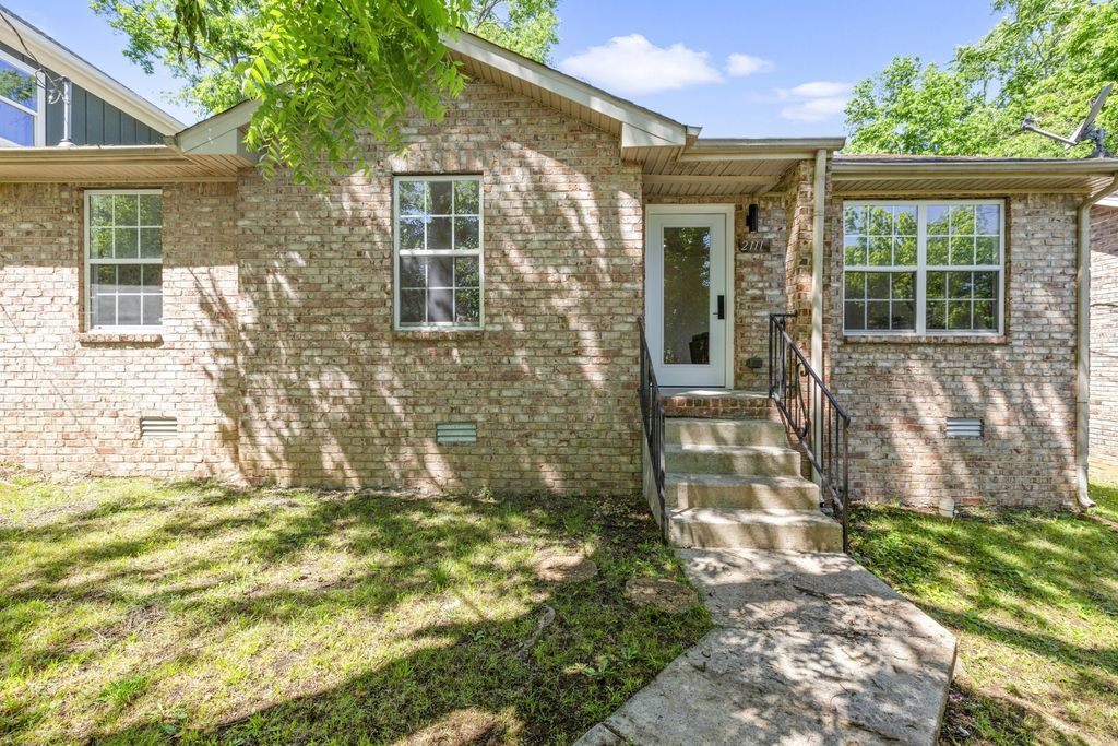 2111 A 14th Ave N, Nashville