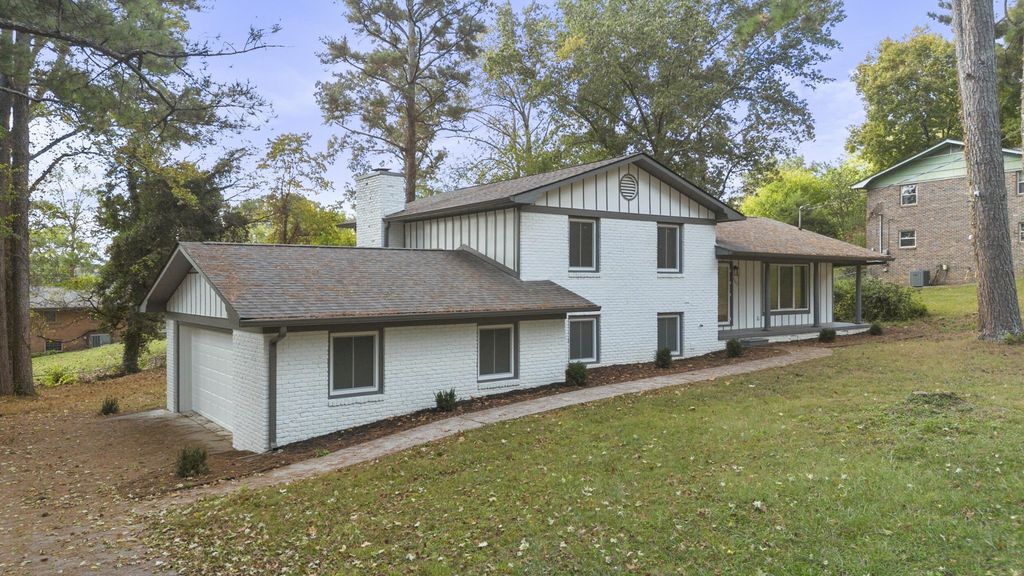 3802 Northwood Drive Nw, Cleveland