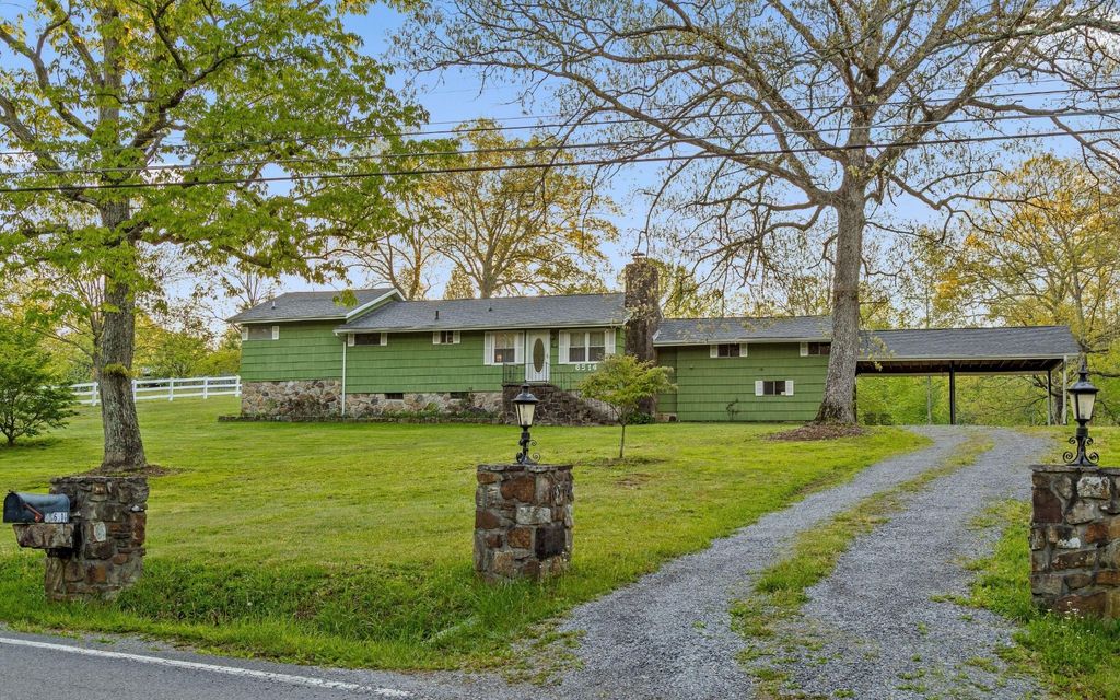 6514 Gray Fryar Road, Signal Mountain