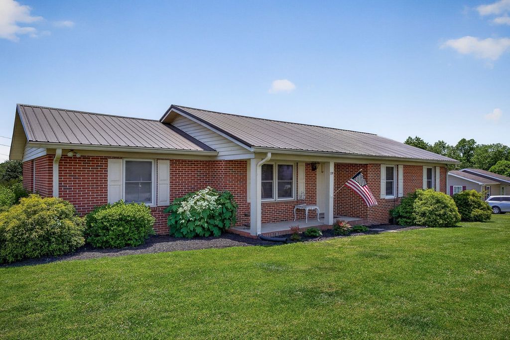 229 Union Hill Rd, McMinnville