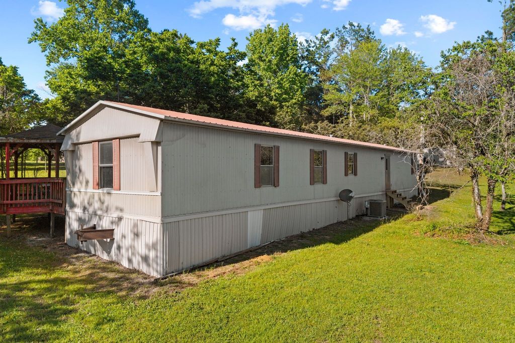 54 Frederick Pl, Linden