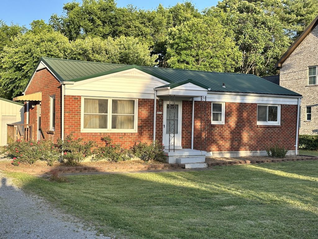 1509 Sunset Dr, Franklin