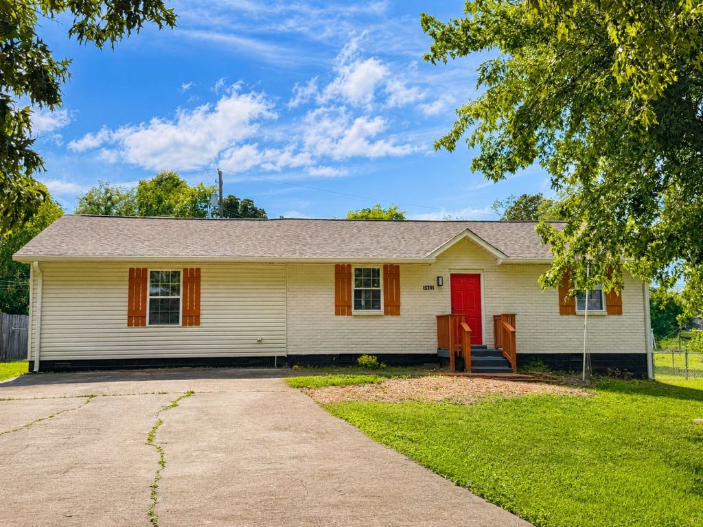 2622 Union Hall Rd, Clarksville