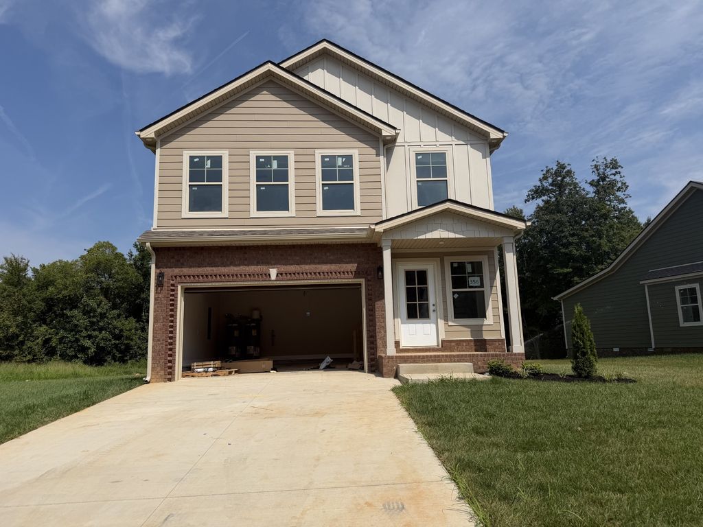 356 Hereford Farms, Clarksville