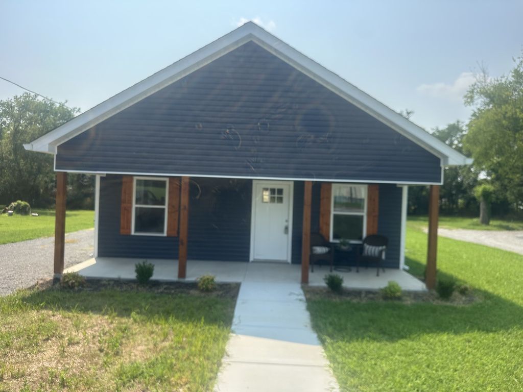 337 Bethany Ln, Shelbyville