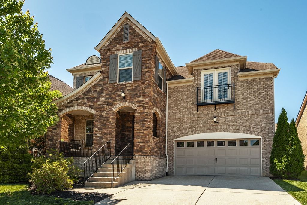 414 Fall Creek Cir, Goodlettsville