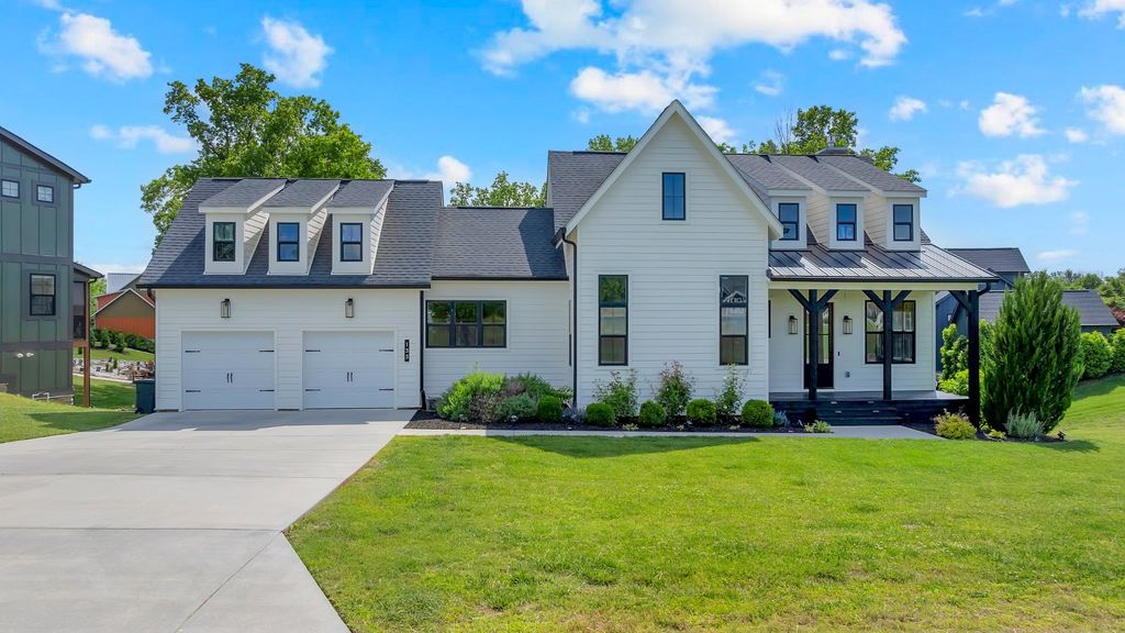 135 Fanning Bend Dr, Winchester