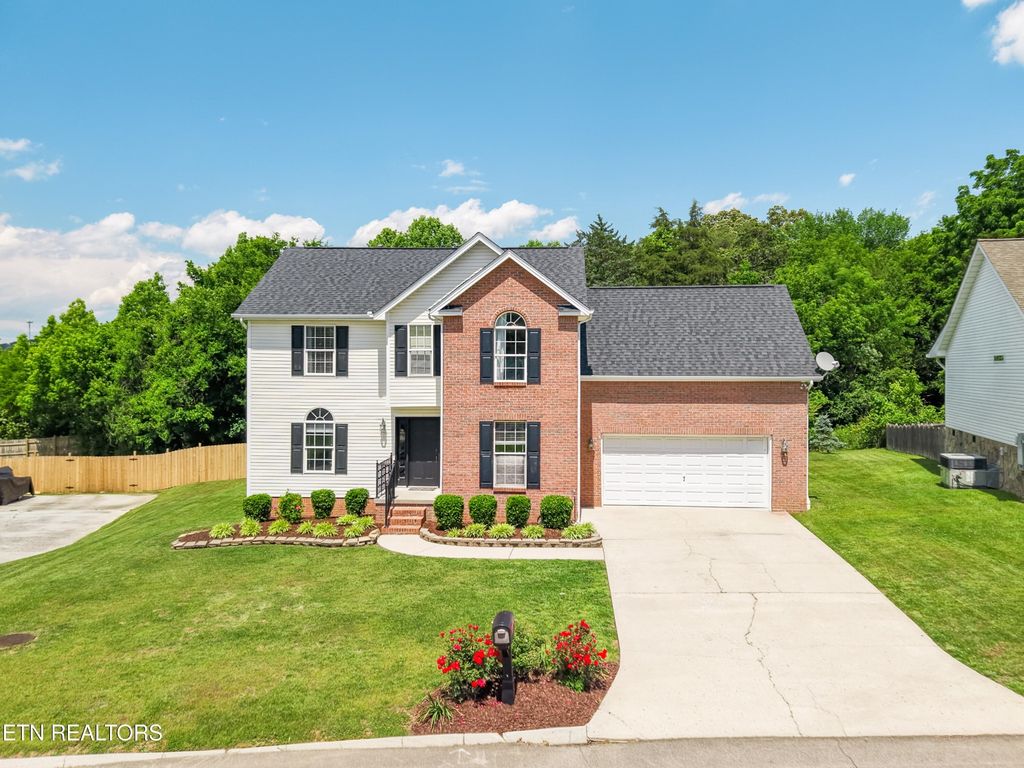 7114 Hannah Brook Rd, Knoxville