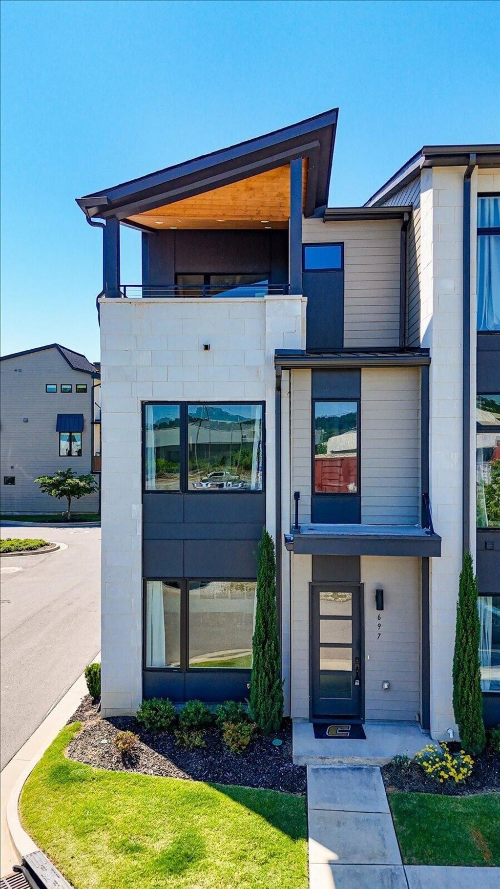 697 Burnside Place, Chattanooga