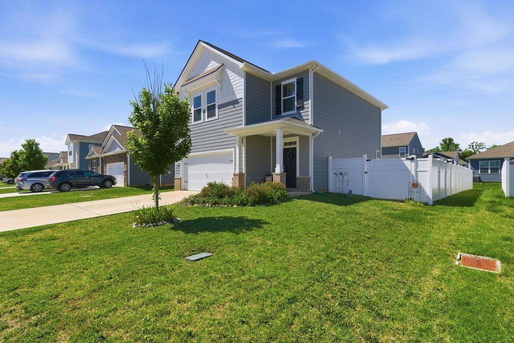 178 Olivia Cir, Chapel Hill