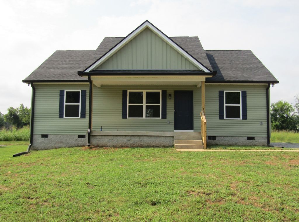 470 Crescent Factory Rd, Lawrenceburg