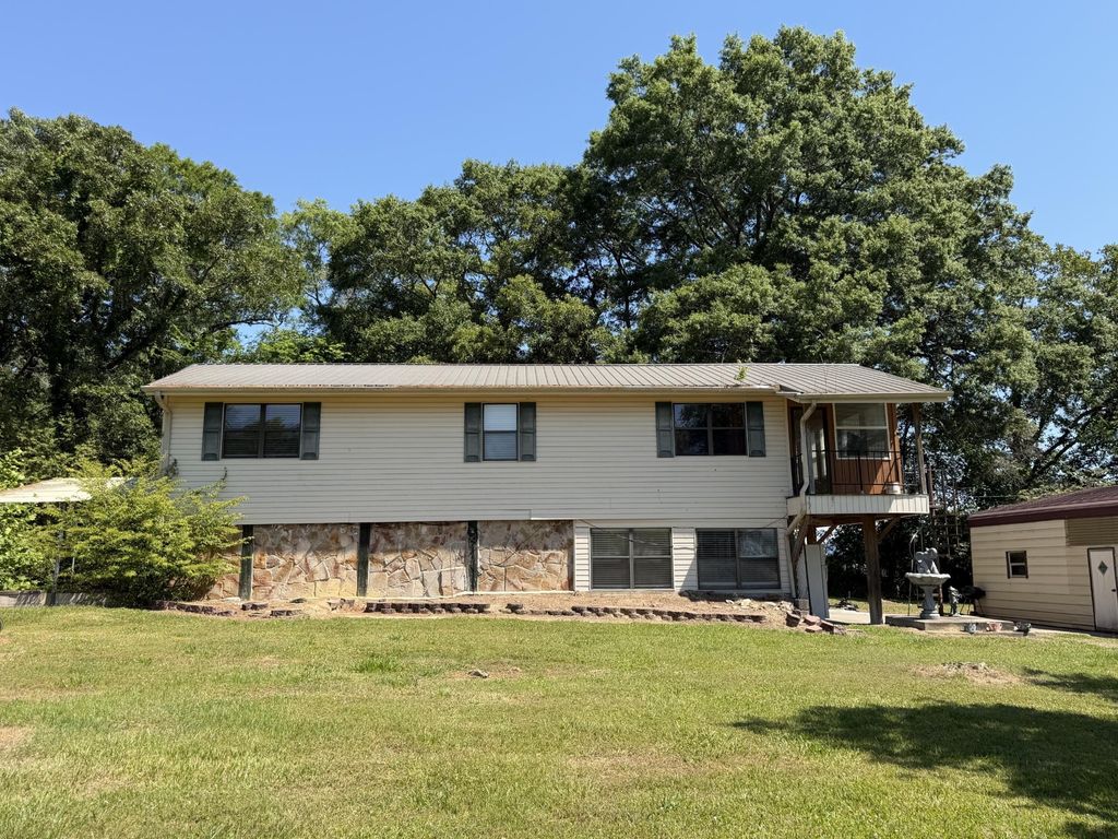 135 County Road 478, Bridgeport