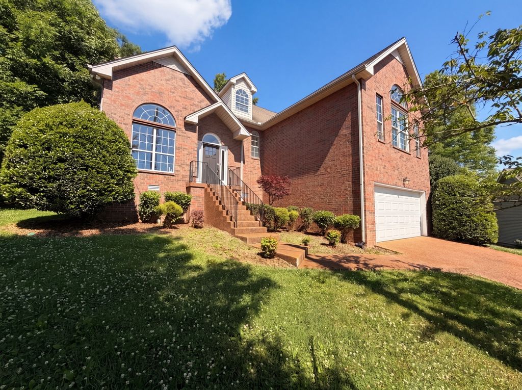 3708 Cobble St, Nashville