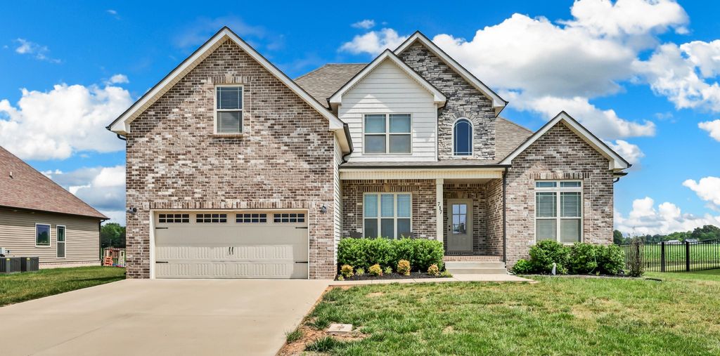 717 High Plains Drive, Clarksville