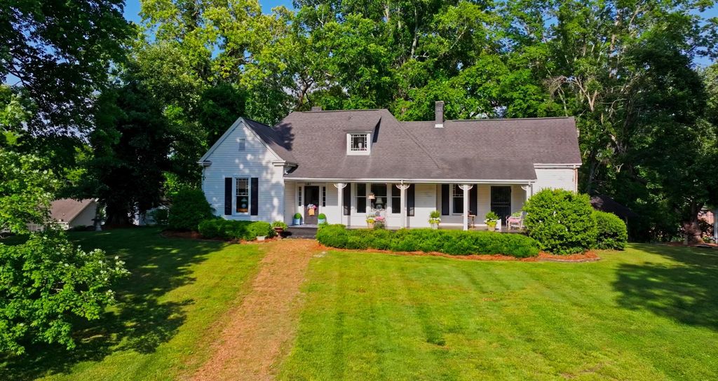 226 Lee Avenue, Chickamauga