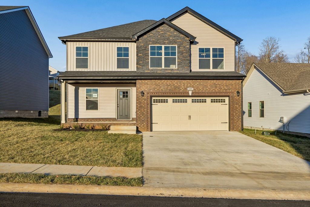 319 Cardinal Creek, Clarksville