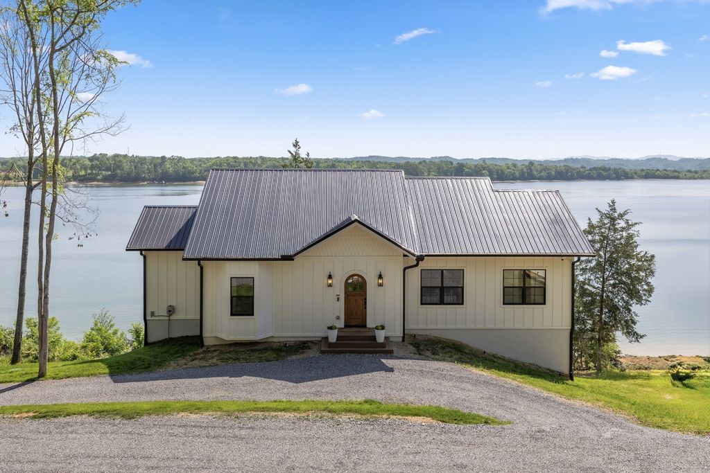 1315 Still Mountain Way, Dandridge