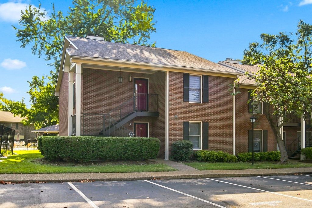 312 Westfield Dr, Nashville