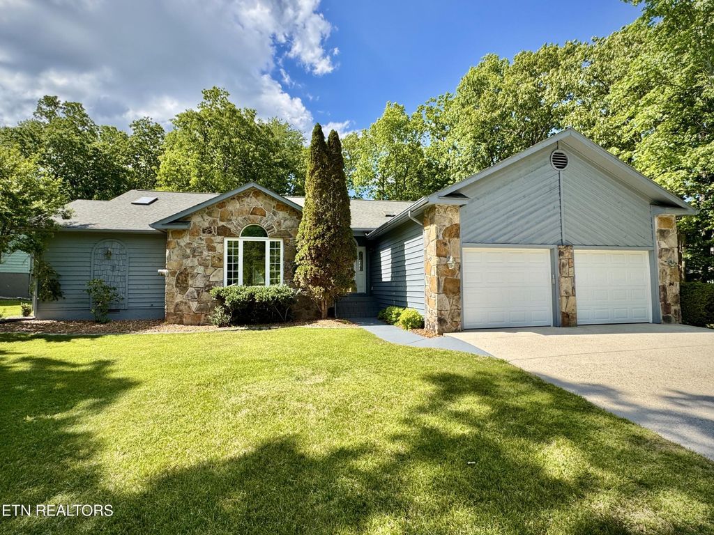 107 Walden Ridge Drive, Crossville