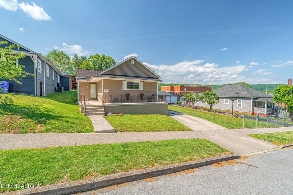 905 Cumberland St, Harriman