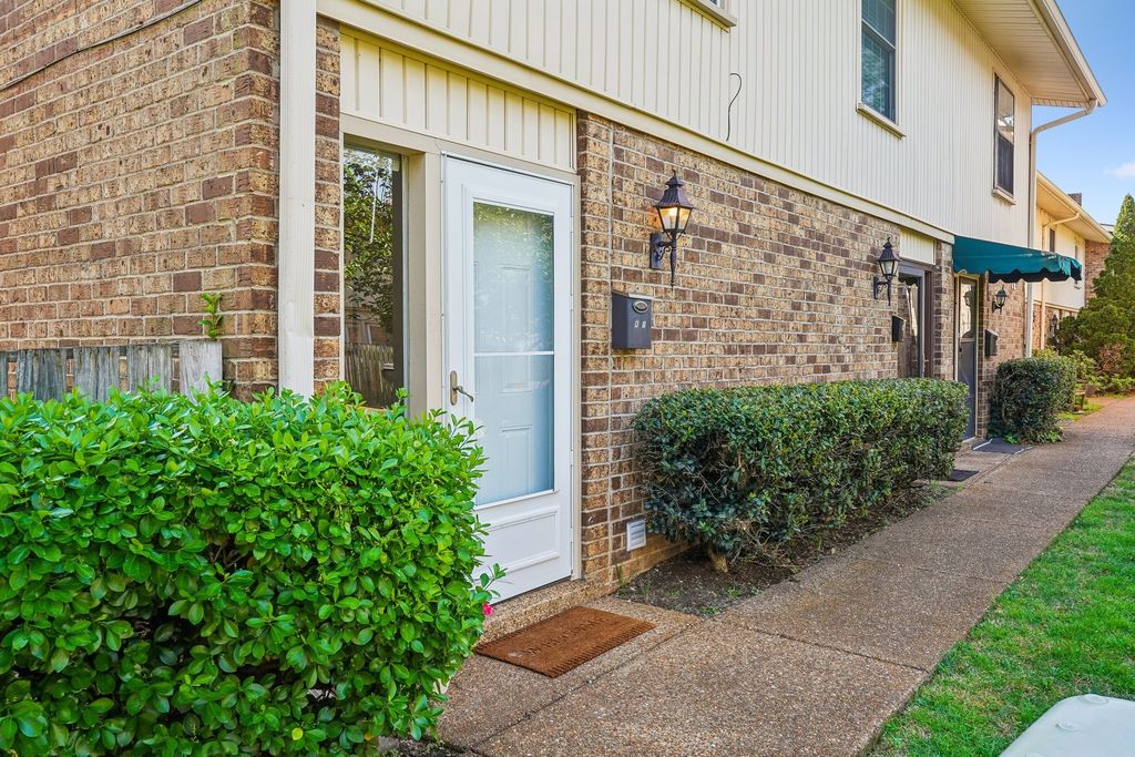 2116 Hobbs Rd K1, Nashville
