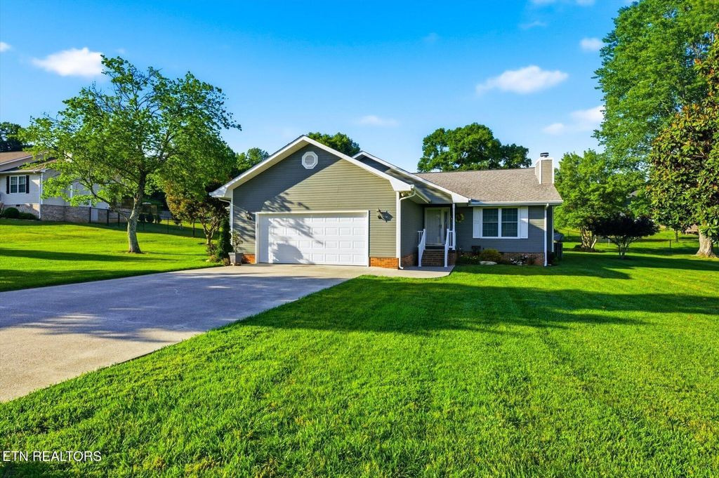 1404 Housley Drive, Athens