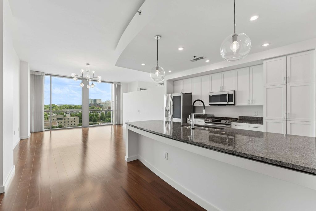 900 20th Ave S 1006, Nashville
