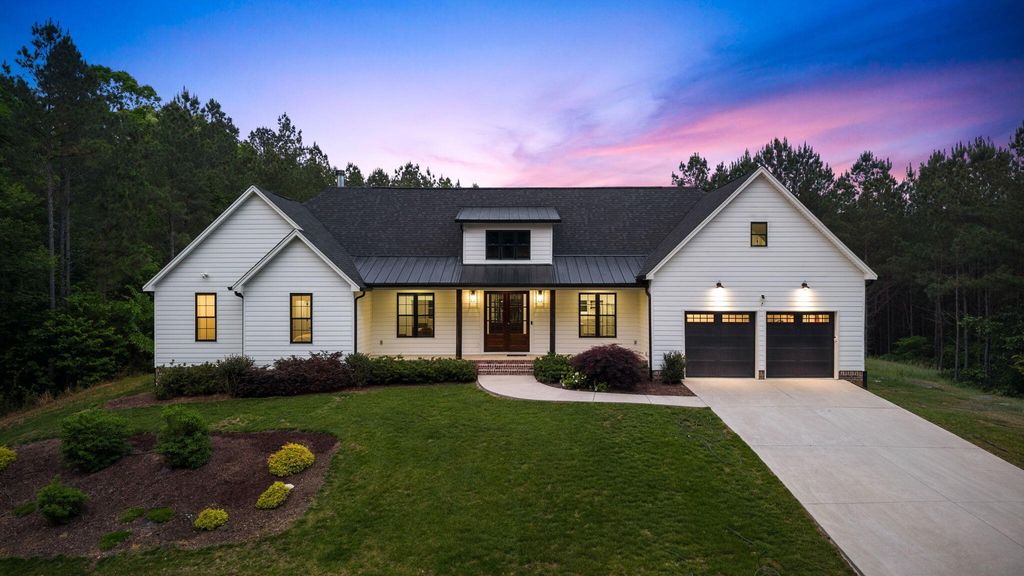 1618 Van Davis Road Nw, Charleston