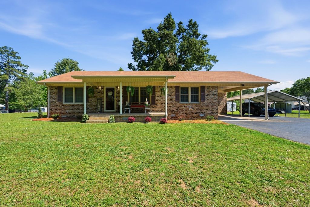 445 Bounce Dr, Savannah