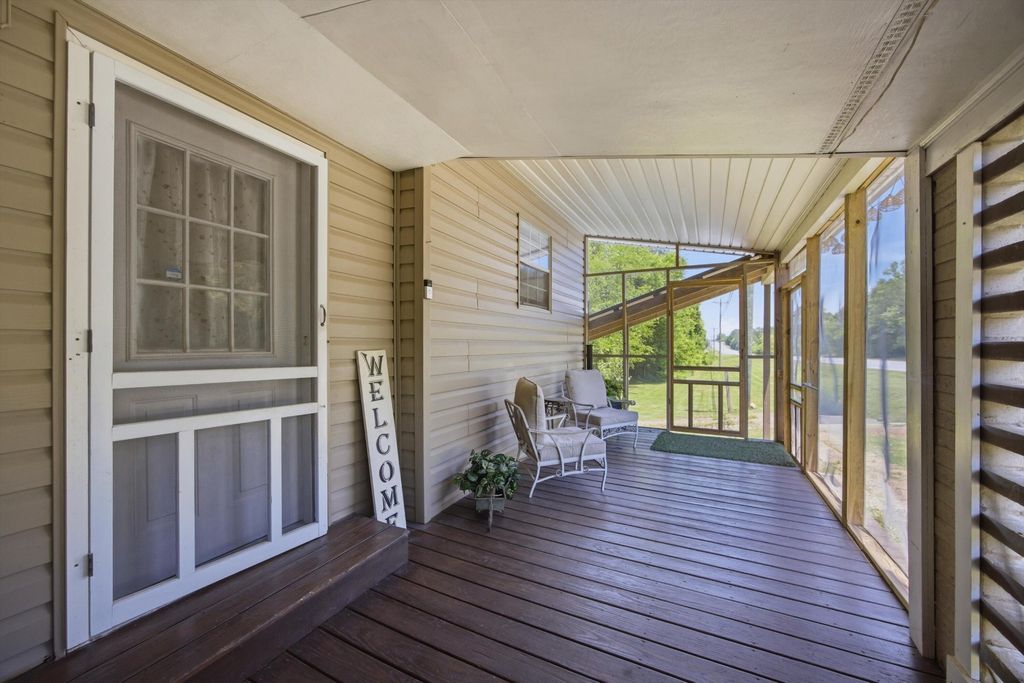 4881 Cleveland Highway, Cohutta