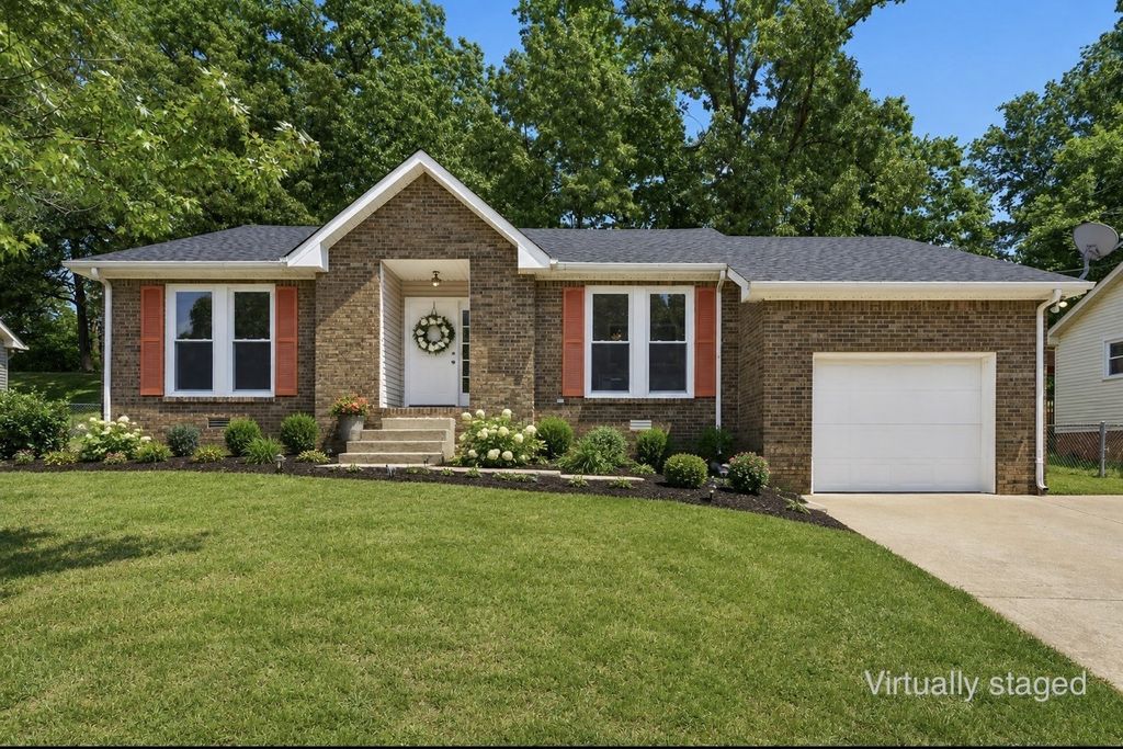 1217 Verkler Dr, Clarksville