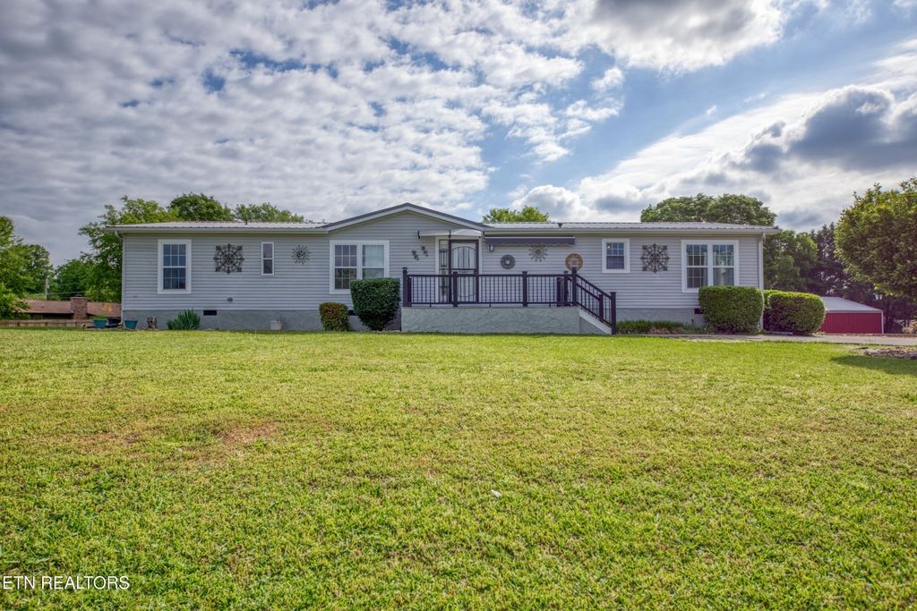 1112 Oakes Vista Lane, Seymour