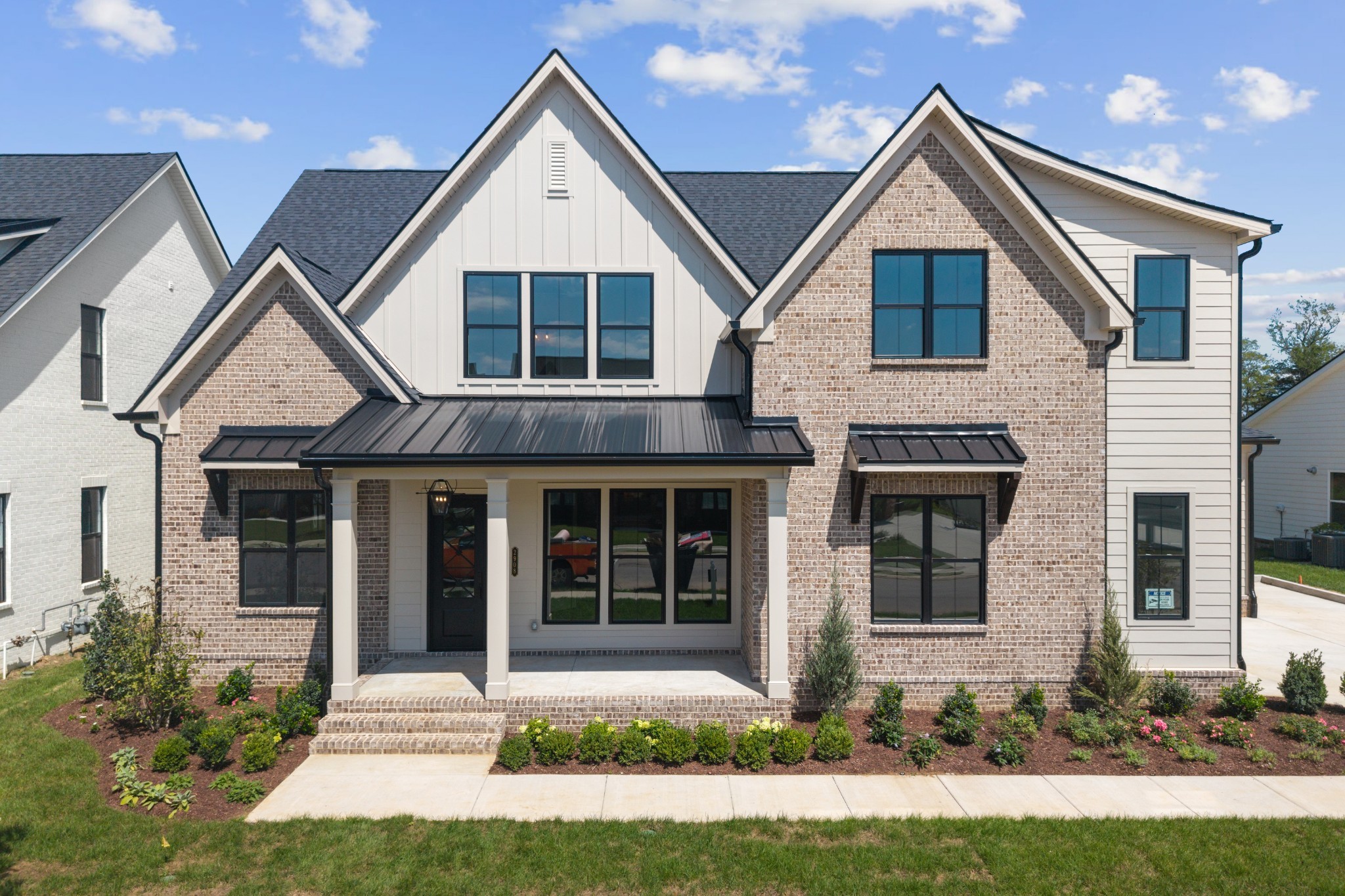 Photo of Listing #3217299