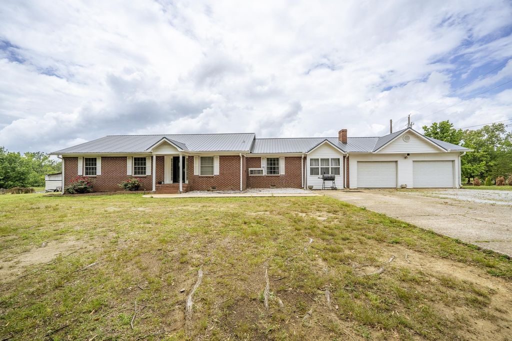 8809 Hwy 22, Michie