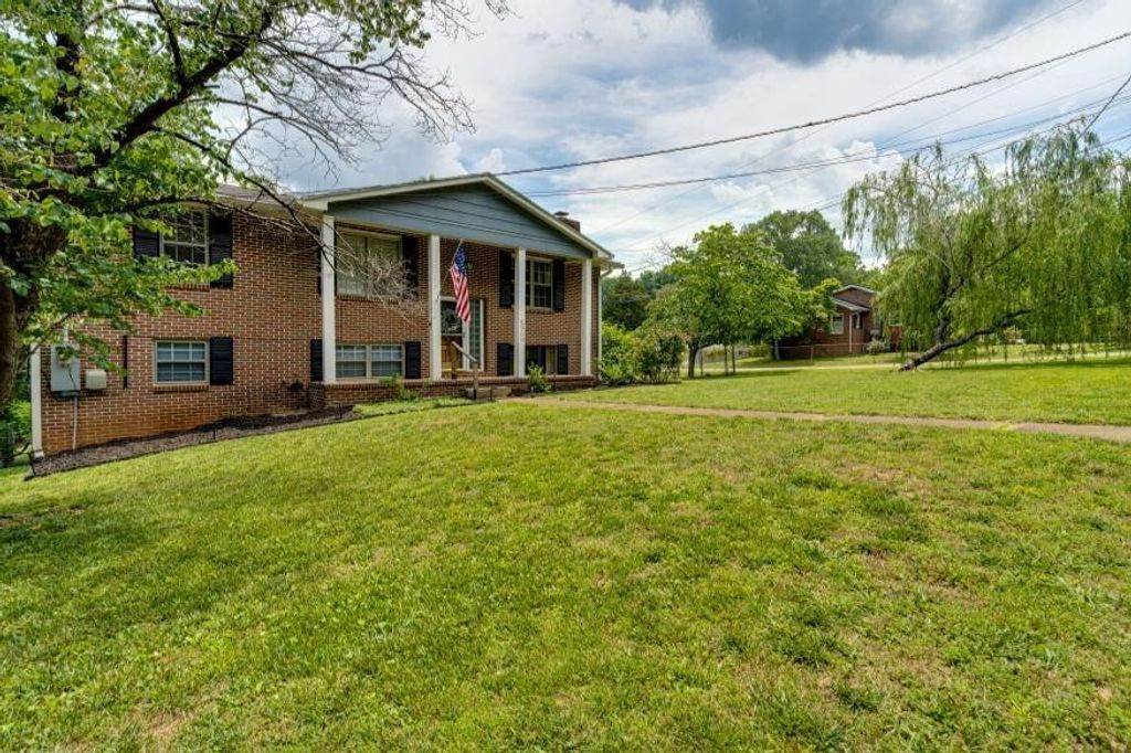 5900 Tyner Lane, Harrison