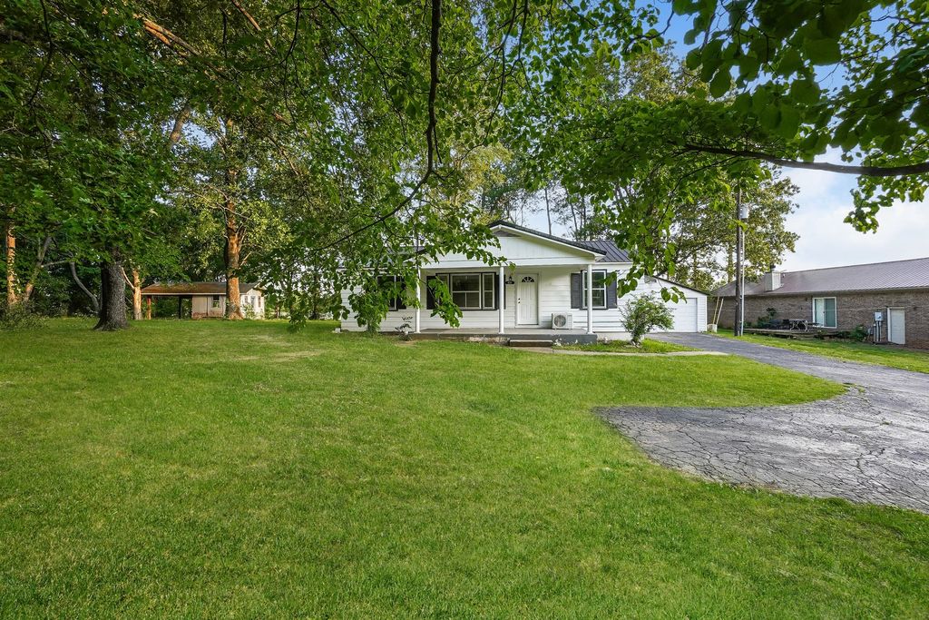 231 Foston Chapel Rd, Hopkinsville