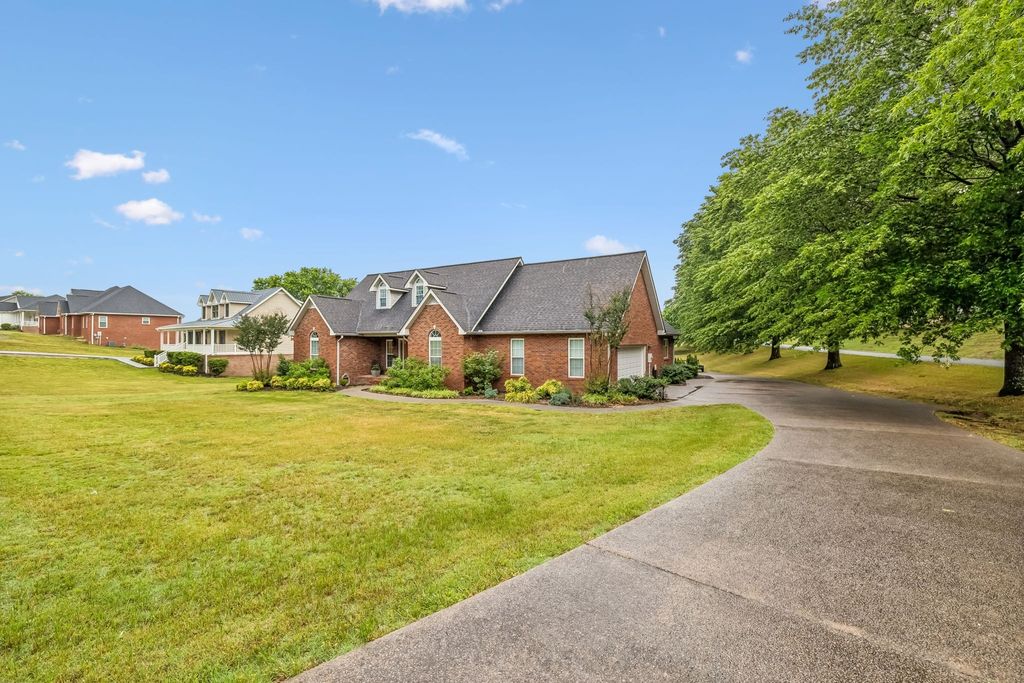 6 County House Cir, Carthage
