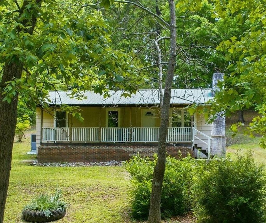 452 County Road 213, Athens