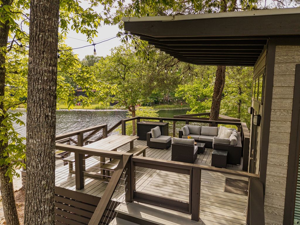 19 Lillypad Ln, Tracy City